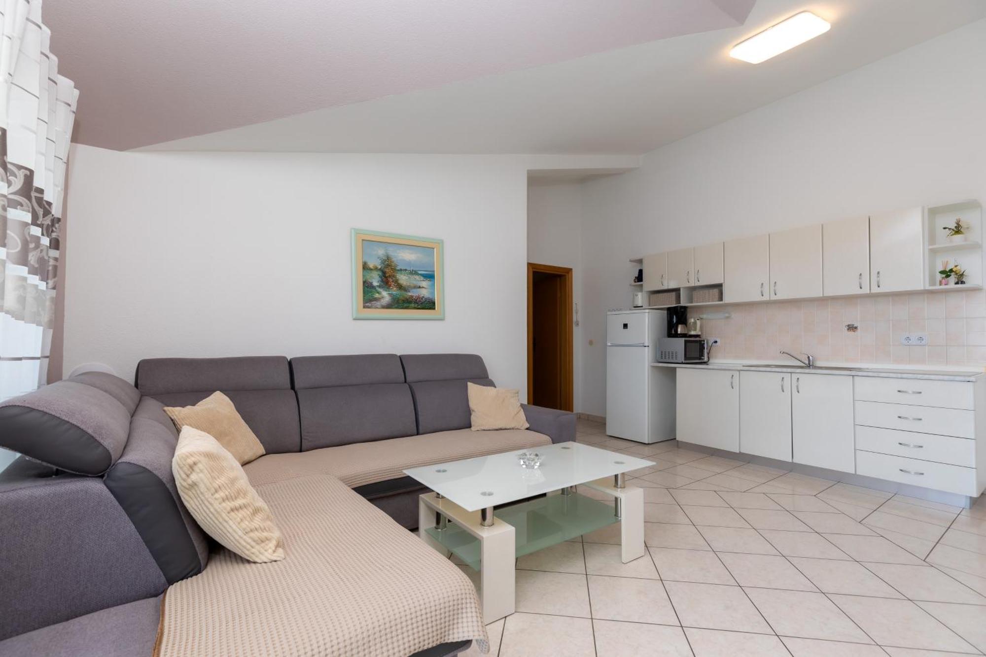 Apartments Lidija Matosevic Porec Bagian luar foto