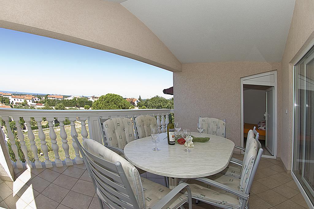 Apartments Lidija Matosevic Porec Bagian luar foto